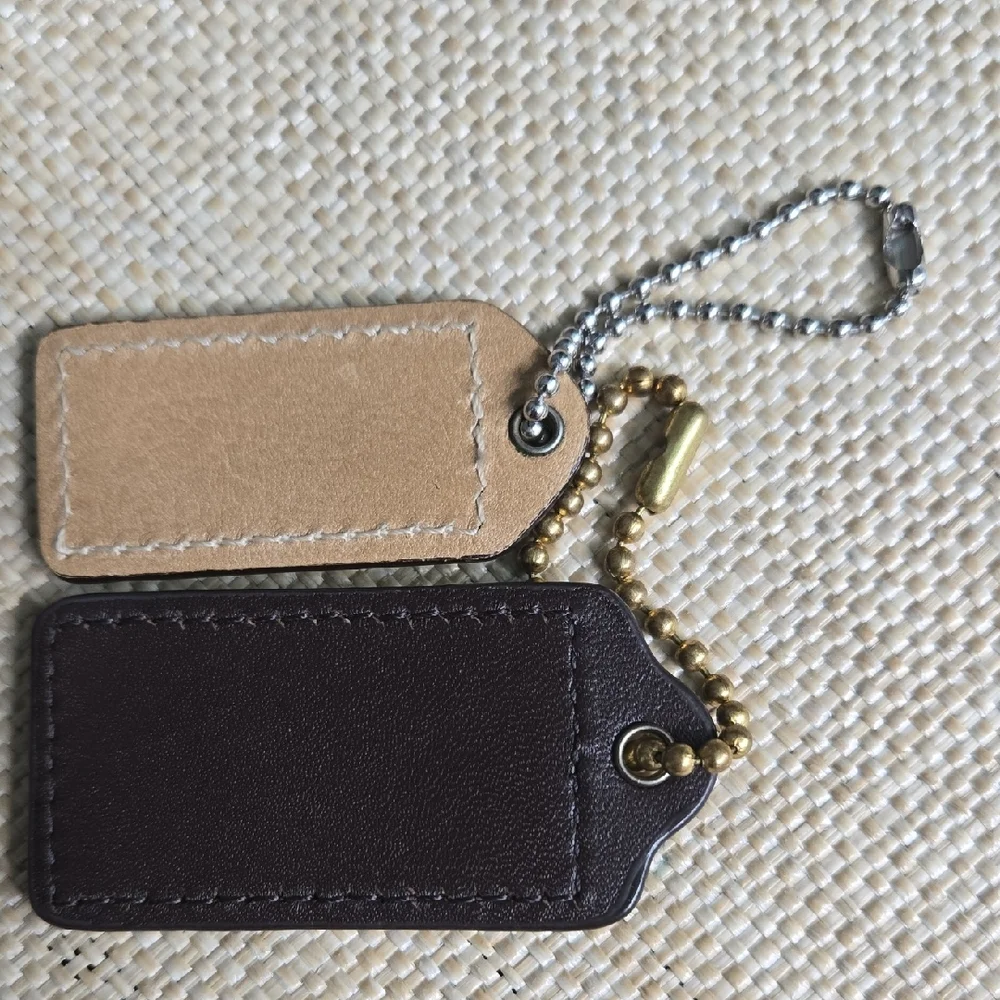Coach Vintage Tan Leather Hangtag